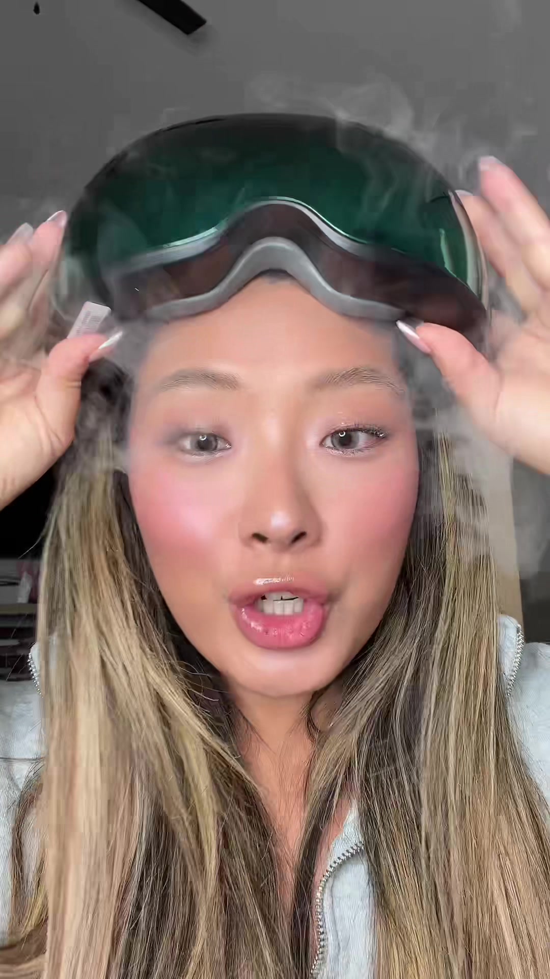 TikTok post by @ilovebubbies for RENPHO. Caption reads: [...] #eyemassager #migrainerelief @RENPHO .