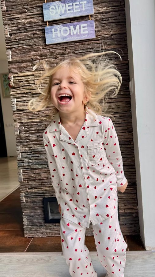 Instagram post by @tavo_sveiki_iprociai for Lindex. Caption reads: Pyjama party!

@lindexofficialkids 
@lindexpr.lt....