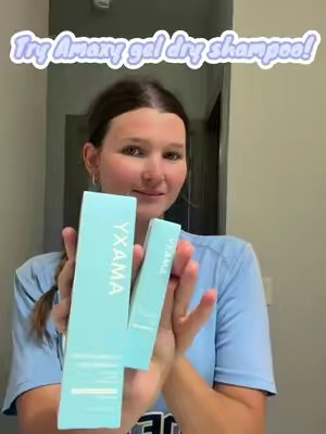 TikTok post by @jellybeannvlogs for Amaxy Beauty. Caption reads: Gel dry shampoo? #geldryshampoo #amaxybeauty....