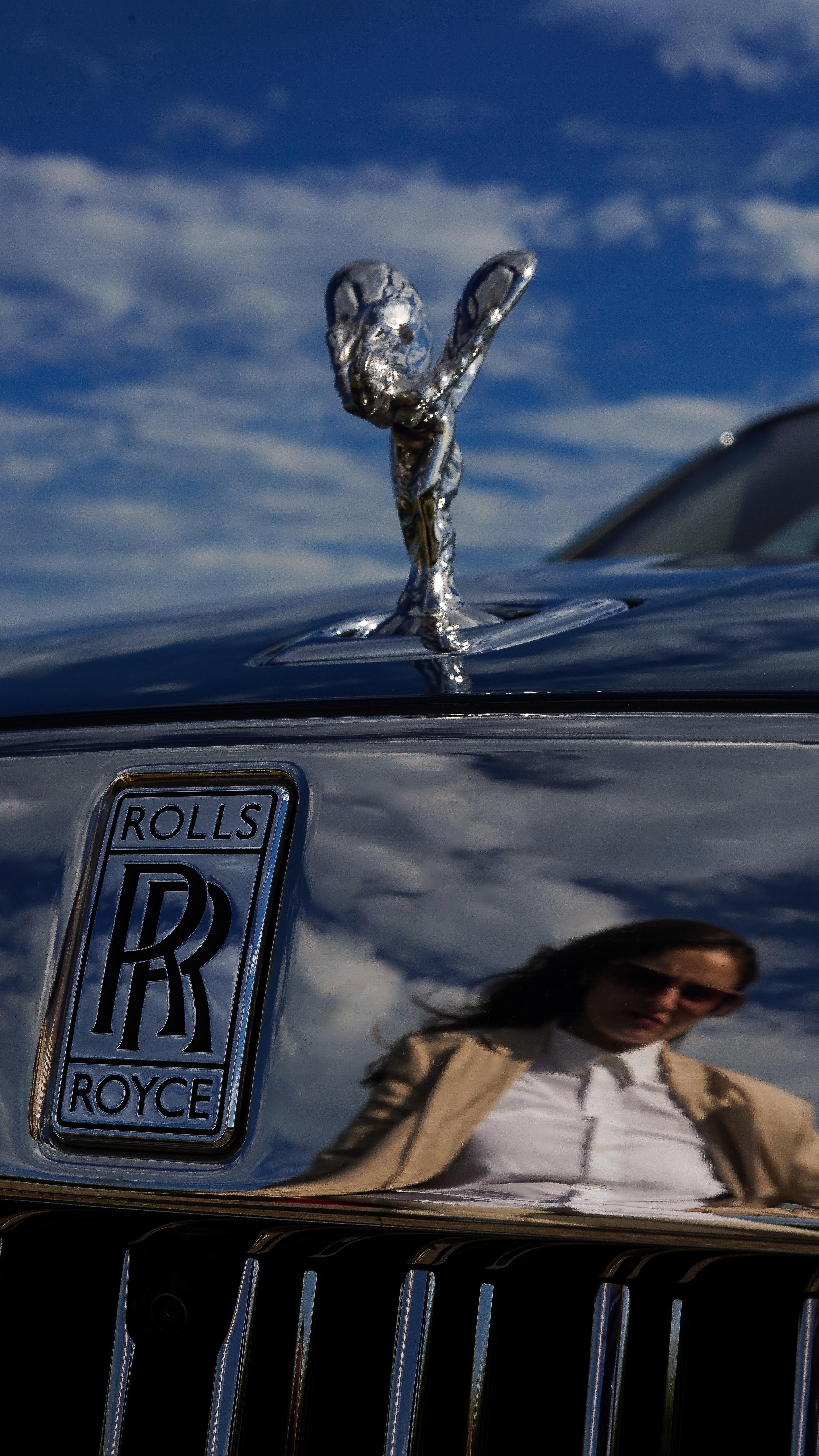 Instagram post by @ruxandraioana for Rolls-Royce Motor Cars. Caption reads: *sponsorisé* ✨ The Rolls-Royce Ghost Series is a....