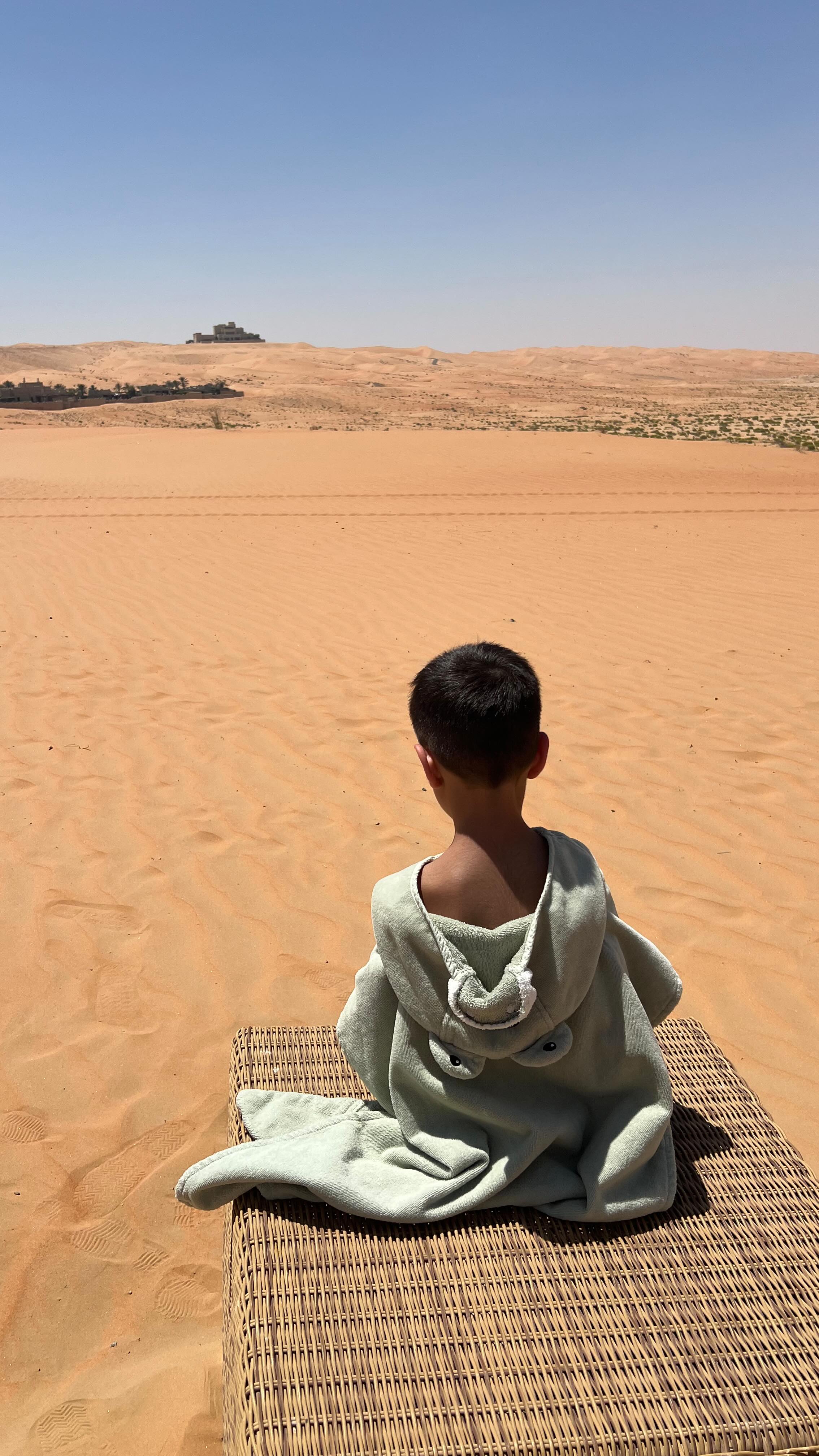 Instagram post by @d.3ren for Tourlane. Caption reads: Anzeige•unser Traumurlaub in Abu Dhabi und Dubai,....