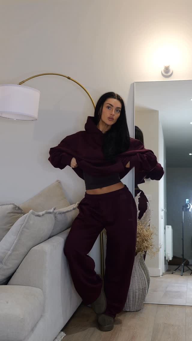 Instagram post by @nadine__fitness for Women's Best. Caption reads: New winter edit now live @womensbest

OBSESSED....