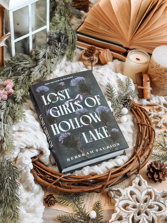 Instagram post by @thebeautyandthebooks for Underlined. Caption reads: [...] Yellowjackets. Thank you so much....