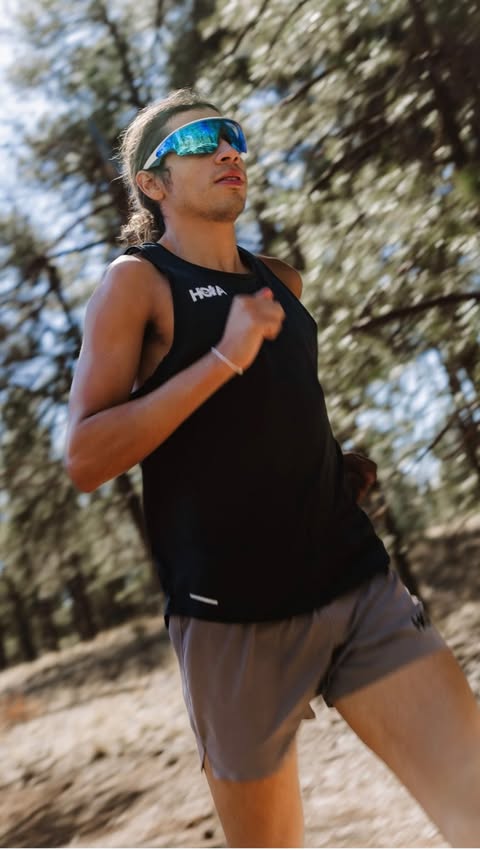 Instagram post by @luisgrijalva_ for Garmin. Caption reads: Oakley Meta✅ Garmin✅ Trails✅ Easy Miles✅ [...].