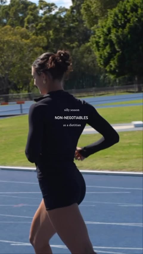 Instagram post by @hannahcrinnion for True Protein. Caption reads: [...] a few days off won’t ruin anything 🩵....