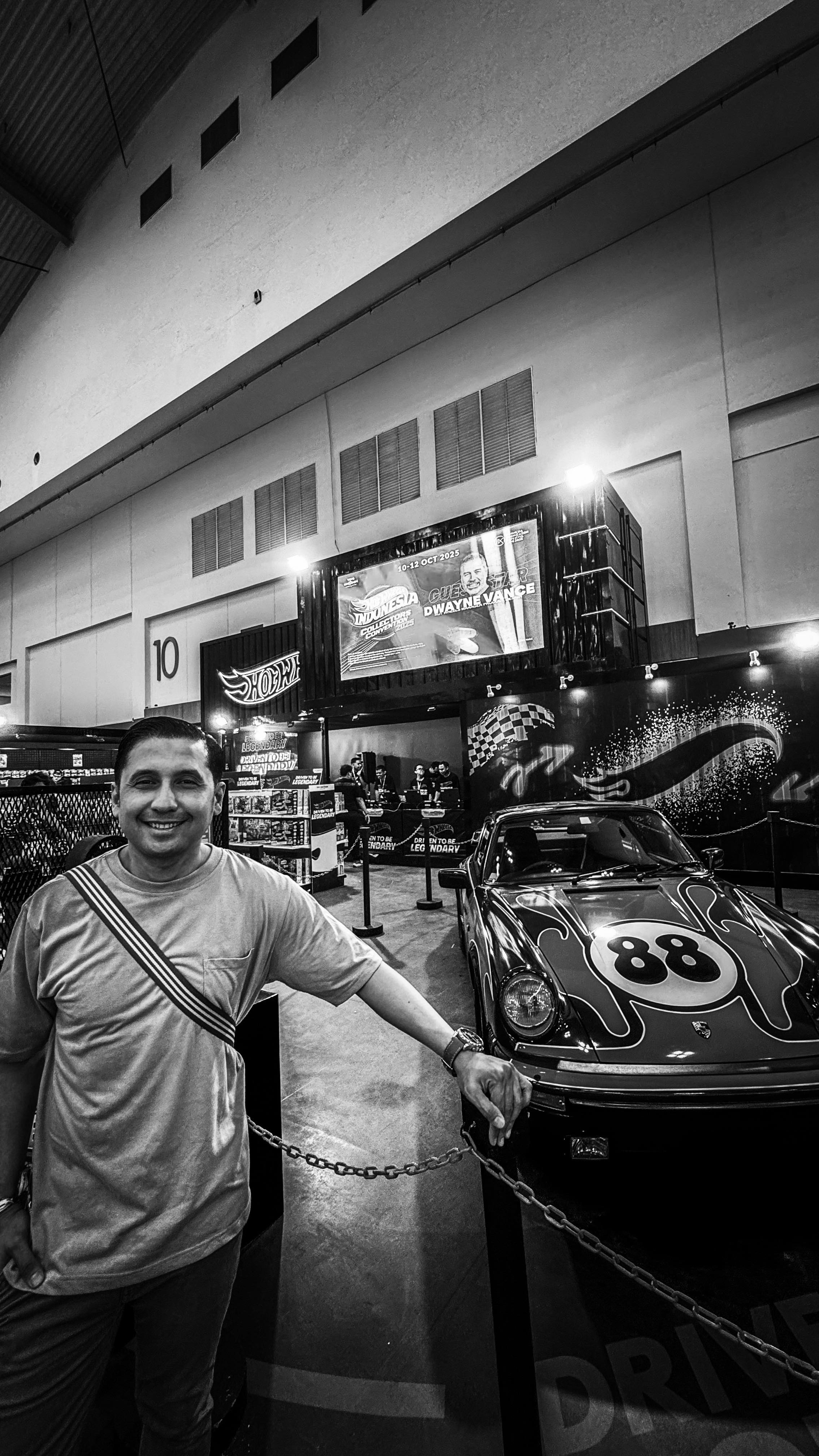 Instagram post by @umar_syarief for Hot Wheels. Caption reads: 🔥 The wait is almost over, collectors! 🔥
Get....