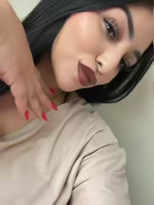 TikTok post by @r26.lupita for Godmode Beauty. Caption reads: #lips #fall @GODMODE BEAUTY....