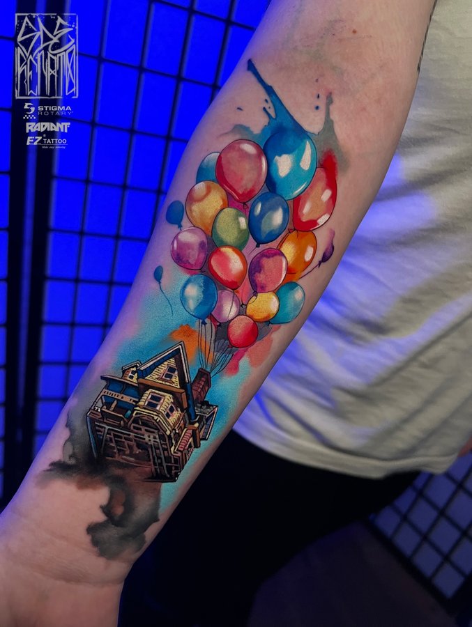 Instagram post by @sderenato.tattooartist for EZ Tattoo Supply. Caption reads: #up 🏠🎈 done at @artfaktors 🇩🇪 If you....