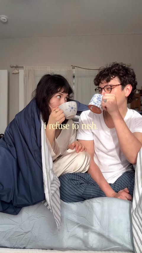 Instagram post by @laurenemilyjuarez for Brooklinen. Caption reads: [...] bed just a little longer. @brooklinen has....