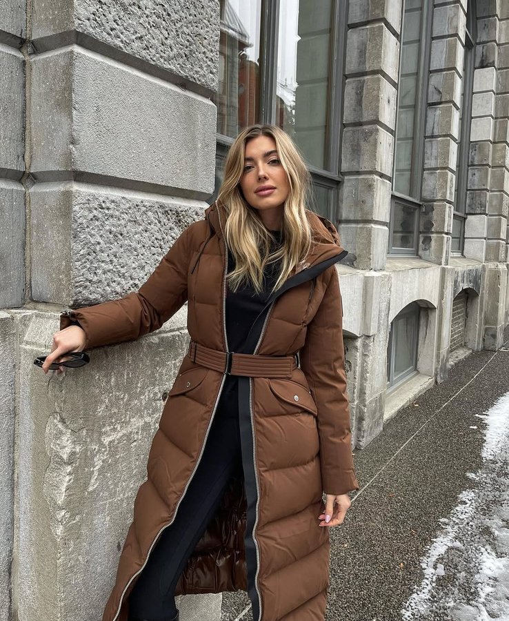 Instagram post by @camilleportugais for RUDSAK. Caption reads: [...] 🐻❄️🪵 
-GIVEAWAY CLOSED!-

Win a 500$....