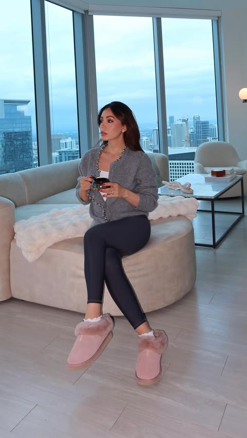 Instagram post by @maryam.ghafarinia for Dearfoams. Caption reads: [...] Slowing down and staying cozy with my....