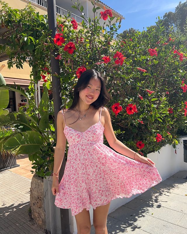 Instagram post by @itsashleykimchi for greybandit. Caption reads: [...] for the post !! 🧚🏼‍♀️ dress is @greybandit....