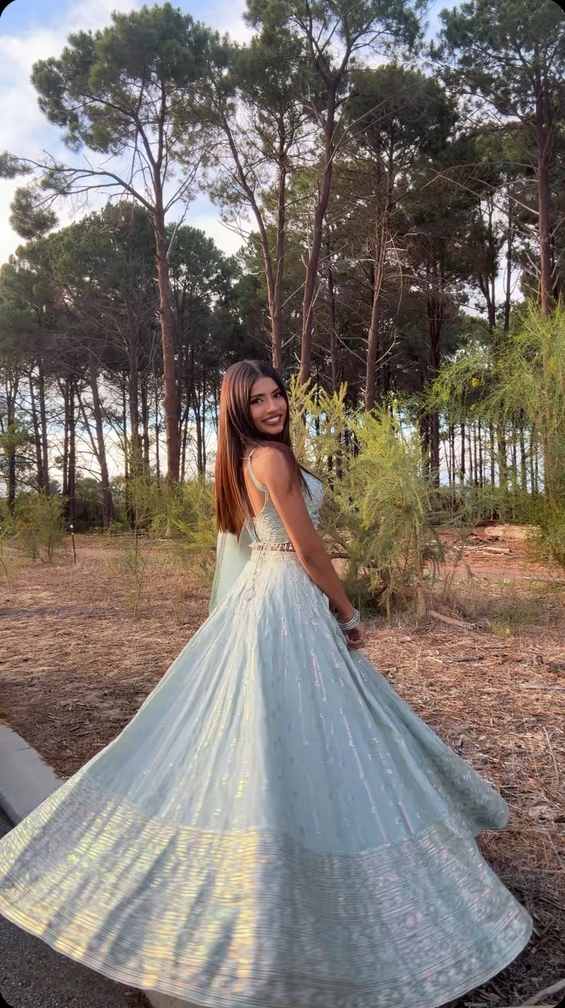 Instagram post by @kavyagor_ for LASHKARAA. Caption reads: TikTok —> Reels
Outfit from @lashkaraa....