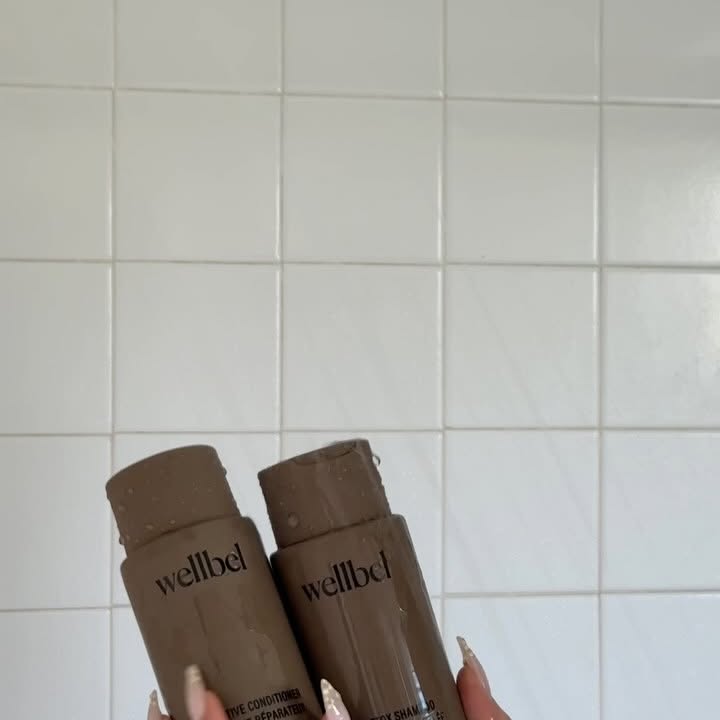 Instagram post by @connerbabcock for Wellbel. Caption reads: [...] never felt better! Obsessed with the....