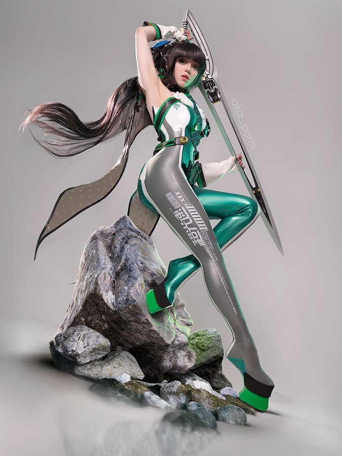 Instagram post by @aka_purin for Uwowo Cosplay. Caption reads: Are you ready for the Stellar Blade PC premiere?....