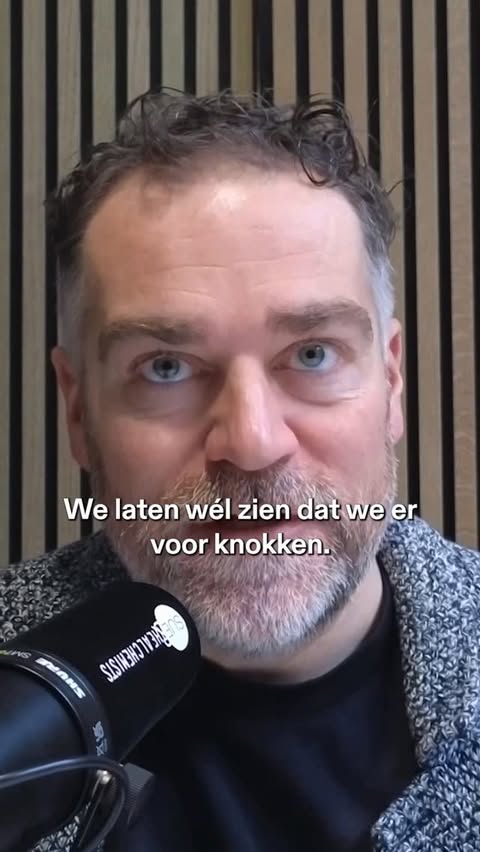 Instagram post by @dijkhoffensegers for Podimo. Caption reads: Femke Wiersma’s nederlagenstrategie. Beluister nu....