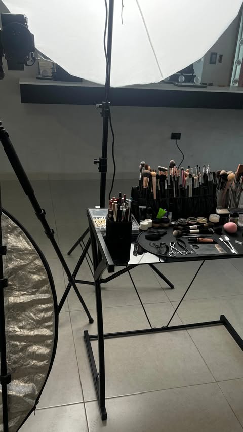 Instagram post by @milimazah for FENTY SKIN. Caption reads: Hi @fentybeauty @fentyskin <3 Soy una completa....