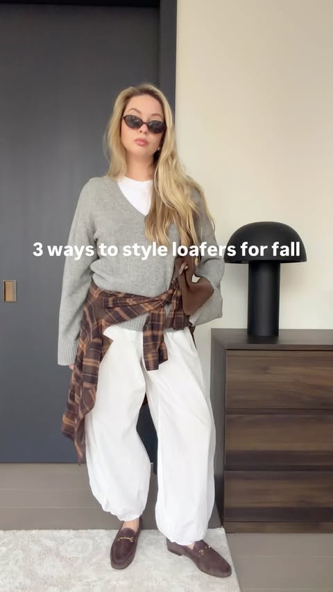 Instagram post by @itiscarine for Zappos. Caption reads: [...] @sam_edelman loafers 🤎 found these at....