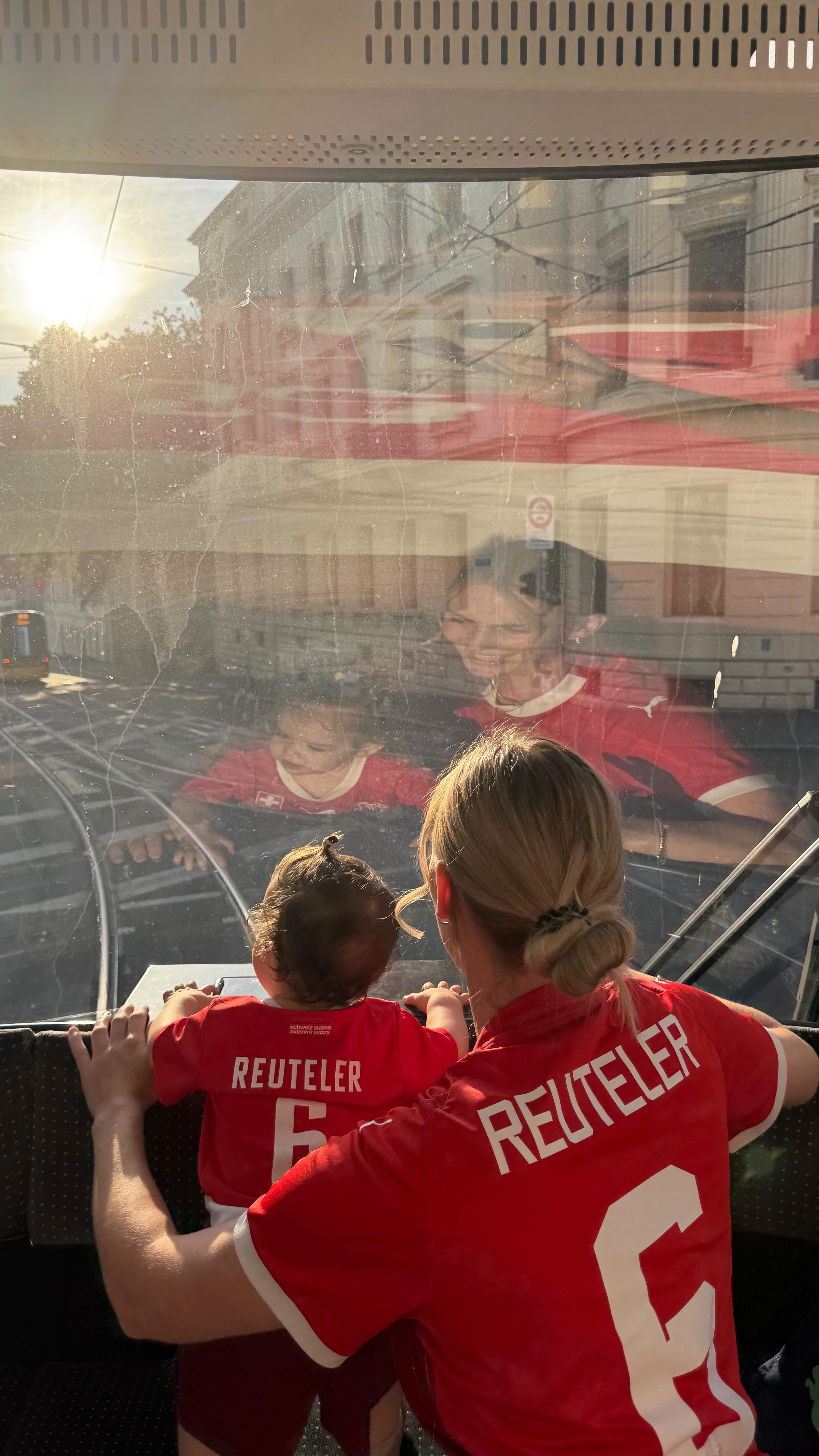 Instagram post by @camillesurdez for Coop. Caption reads: Für es Euro mit 100 % Summer-Vibes: es Match, es....