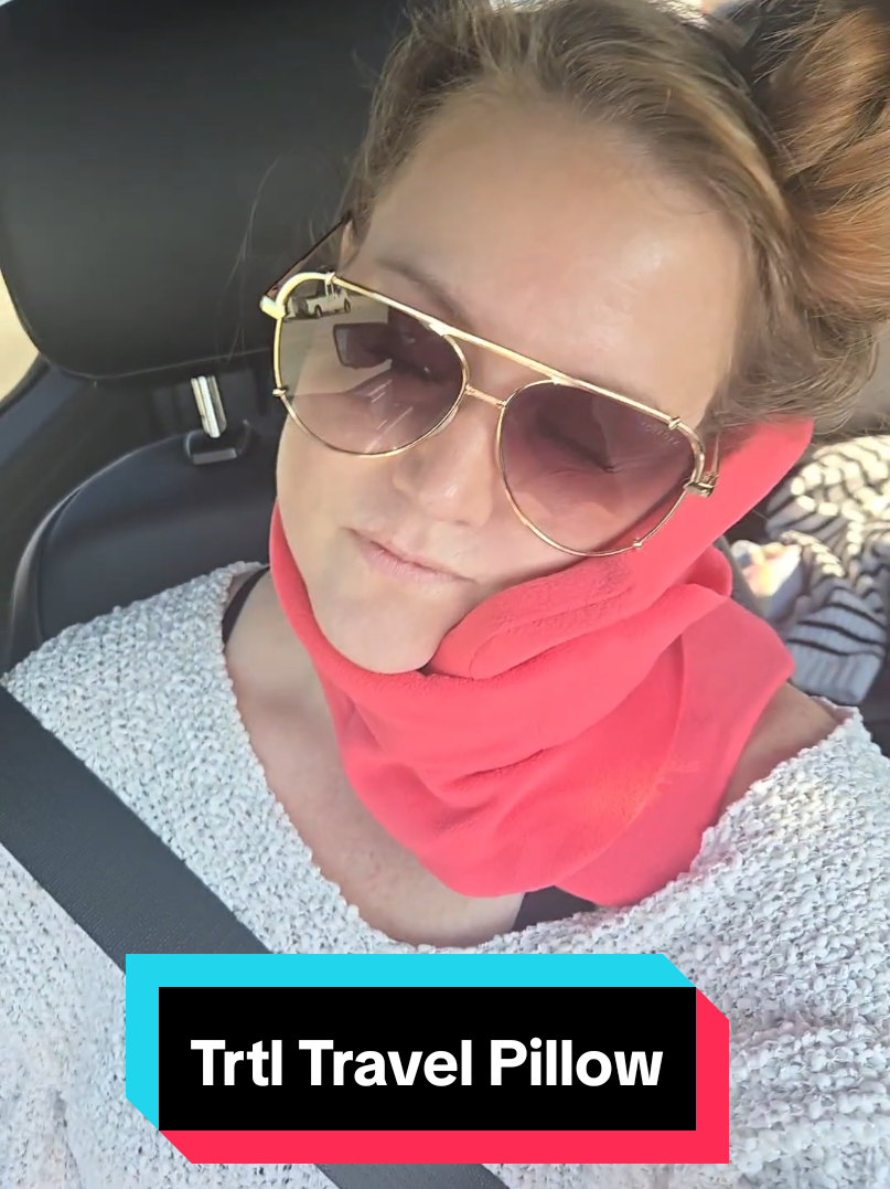 TikTok post by @samanthawaldropugc for Trtl Travel. Caption reads: [...]  #giftideas #travelgiftideas @TrtlTravel_US .