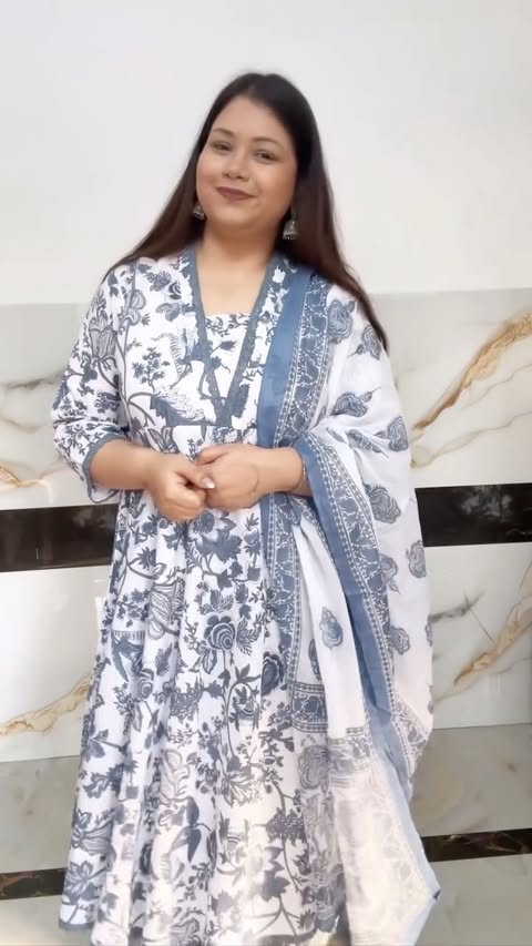 Instagram post by @two._generations for Snapdeal. Caption reads: [...] in my favourite Indian outfit 🩶 Ft.....