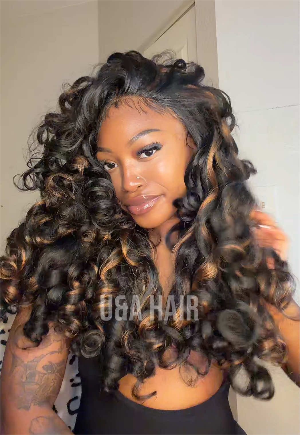 TikTok post by @kallmelanaaa for U&A Hair Shop. Caption reads: [...] but so cute! 🥰 22” synthetica from @U&A....