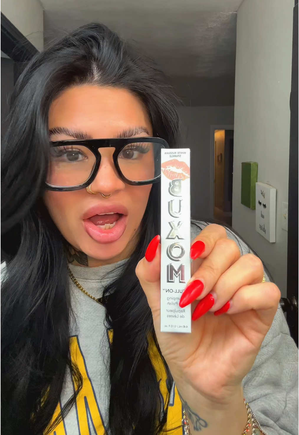 TikTok post by @desiree_rochaa for BUXOM Cosmetics. Caption reads: Buxom is now on the TikTok shop! @buxomcosmetics....