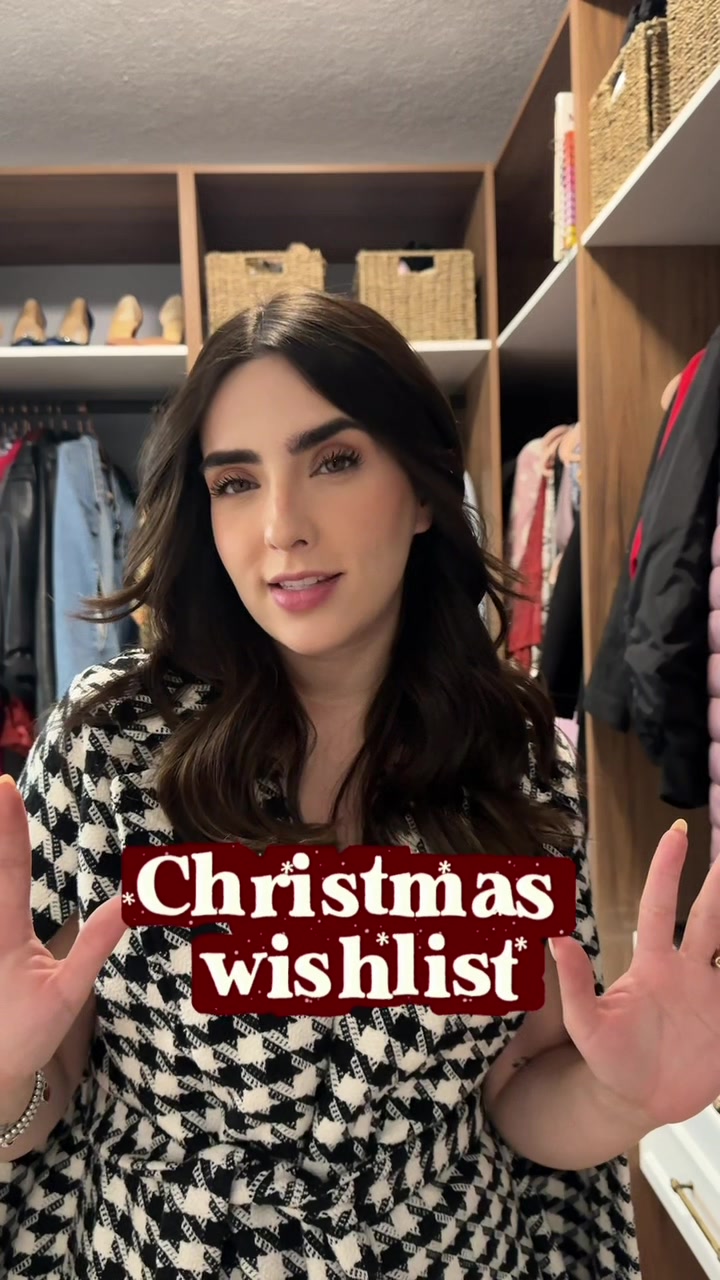 TikTok post by @fer_uf0 for BURGA. Caption reads: Christmas wishlist con @BURGA #burgaofficial....