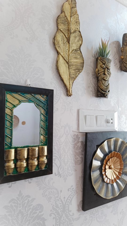 Instagram post by @creative_doc_adyasha for Pepperfry.com. Caption reads: Easy mirror art with an old mirror,yakult bottles....