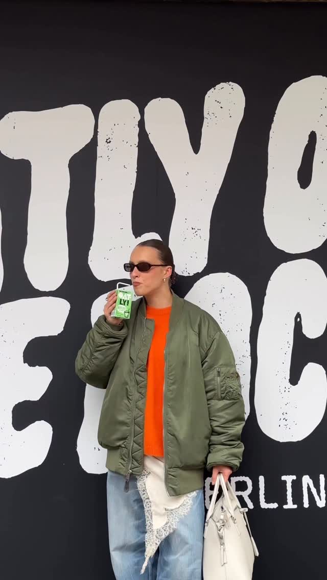 Instagram post by @lara_bsmnn for Oatly. Caption reads: Anzeige| one day together with @oatly in Berlin....
