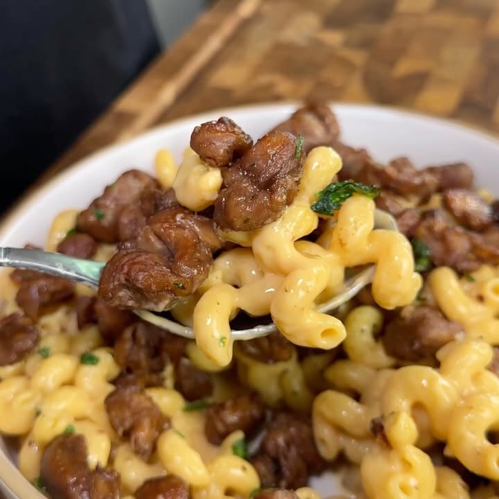 Instagram post by @ice.karimcooks for Impossible Foods. Caption reads: Save this ‼️ High Protein Garlic Butter Steak....