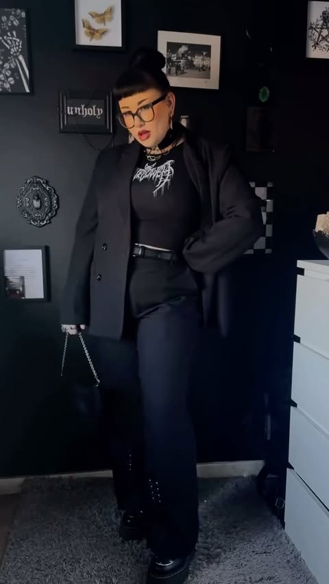 Instagram post by @rhikatera for ASOS. Caption reads: This blazer was BRAND NEW on vinted for £30?!?!🤩....