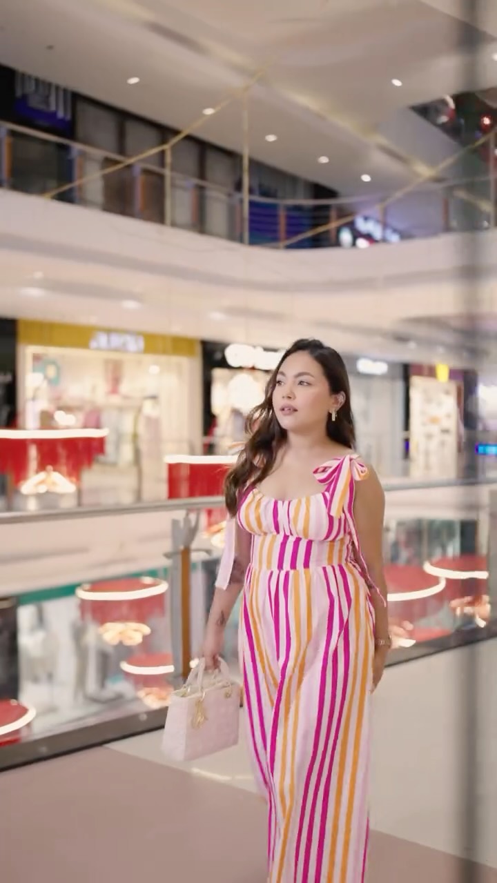 Instagram post by @miss__dey22 for Zivame. Caption reads: Feel confident this Durga Pujo – from the inside....