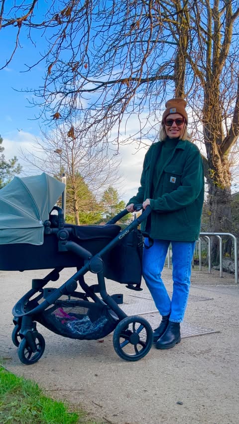 Instagram post by @blathnaidt for iCandy World Belgium. Caption reads: Mabel has to be the most patient pup, I do....