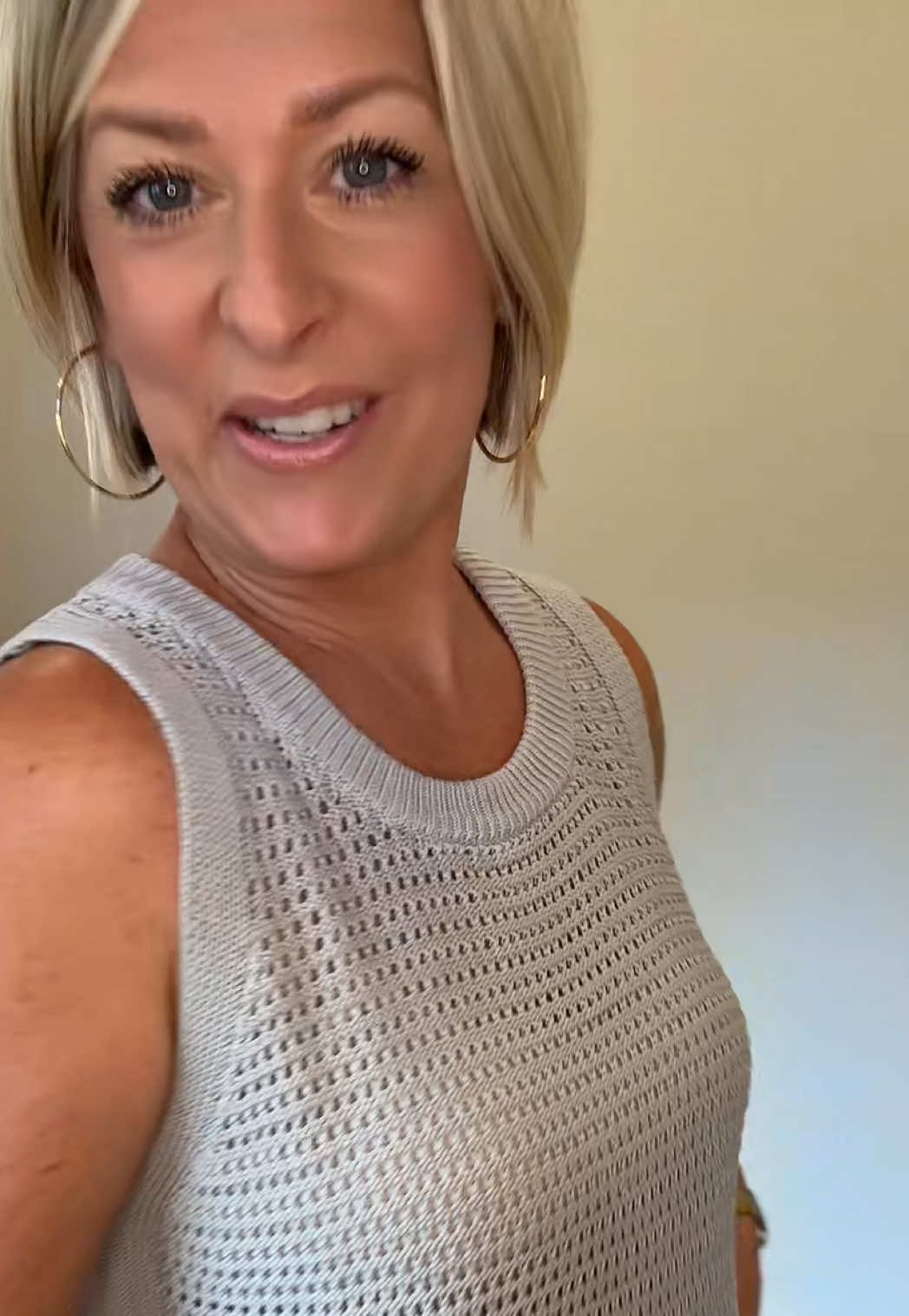 TikTok post by @thestillfarm for Saodimallsu Shop. Caption reads: [...] Out Sleeveless Casual Crop Shirt....