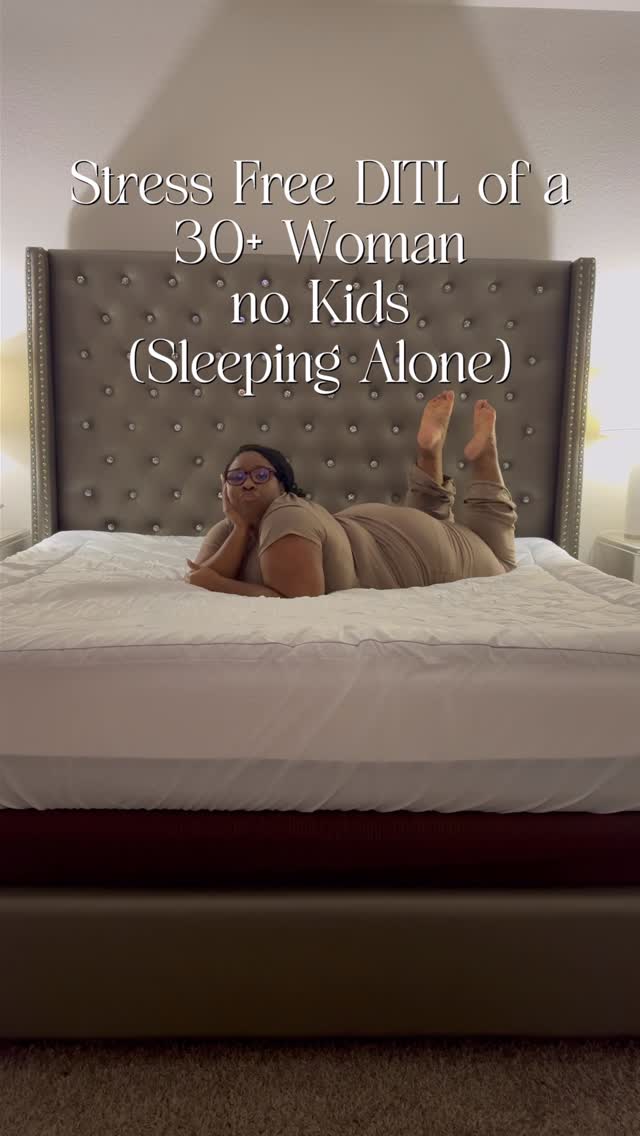 Instagram post by @fromheadtocurve for Big Fig Mattress. Caption reads: I sleep very well all by myself! There are many....