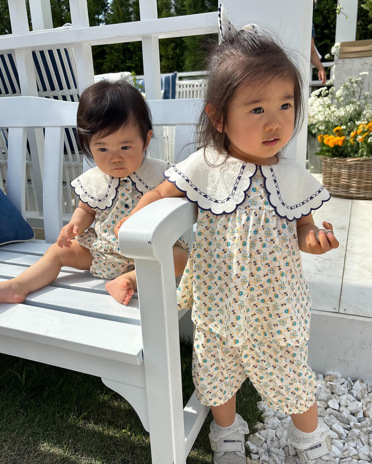 Instagram post by @yuzu.22baby for moimoln japan. Caption reads: @moimoln.jp....