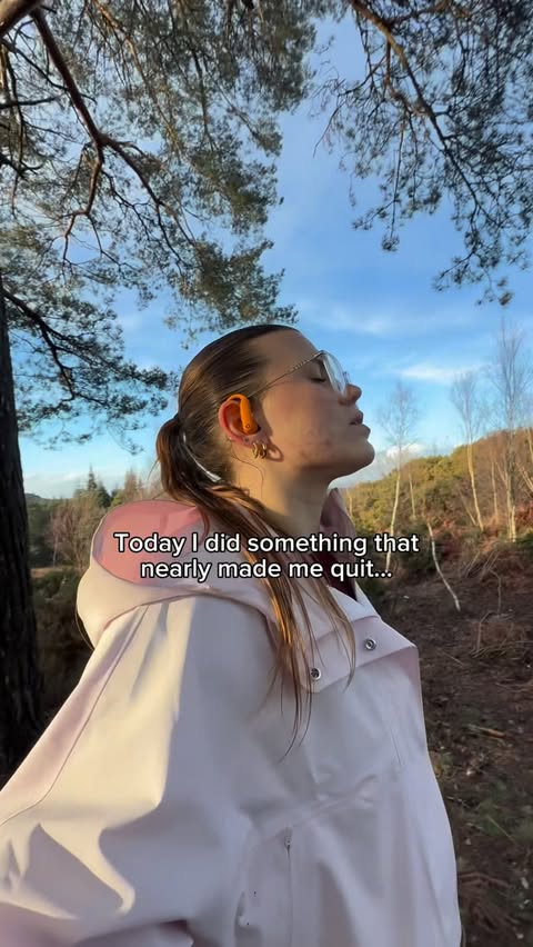 Instagram post by @lucy_xfit for Beats by Dre. Caption reads: [...] that today too #BeatsPartner @beatsuk....