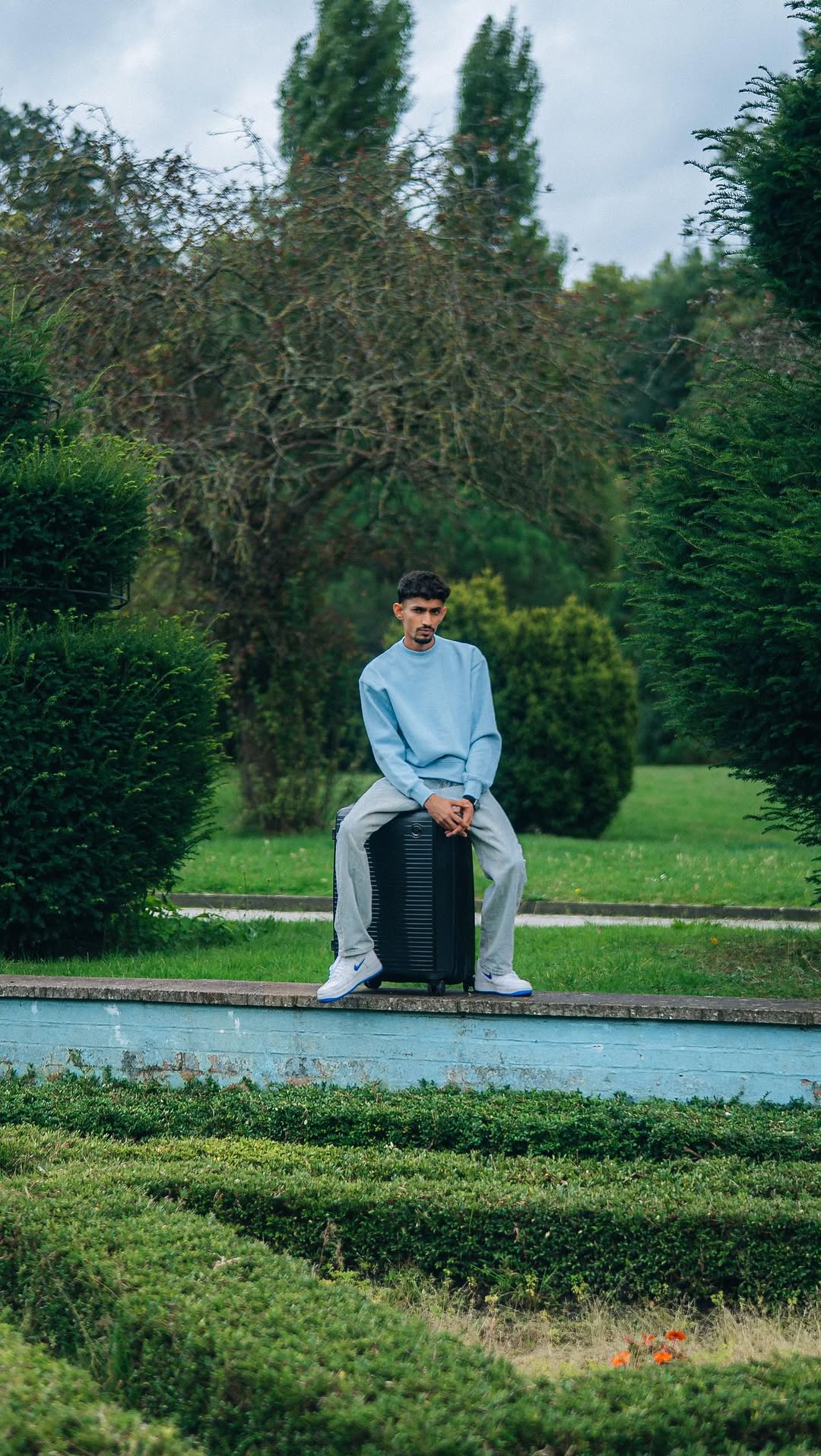 Instagram post by @saif_stylezz for it Luggage. Caption reads: [...] and durable travel companions 🧳✨ from....