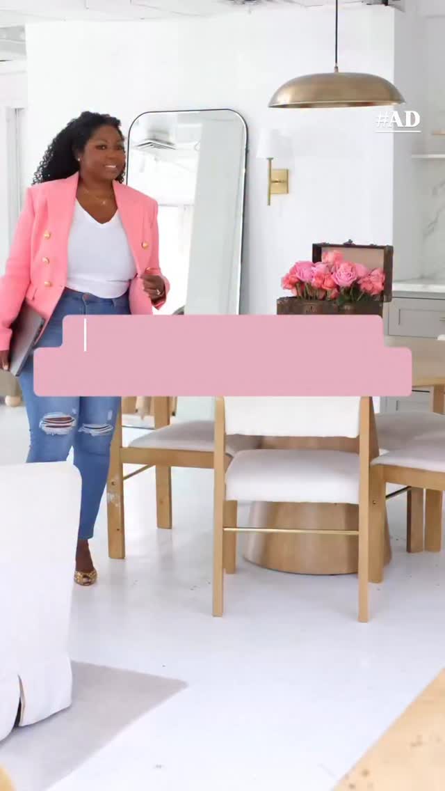 Instagram post by @womenceoproject for Flodesk. Caption reads: If your events are beautiful, your emails should....