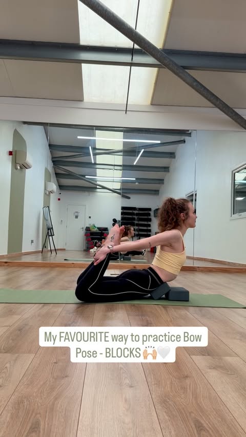 Instagram post by @lauralouiseyoga for Alo Yoga. Caption reads: Day 2 of #AloSpreadJoy 🤍 Bow Pose has always been....