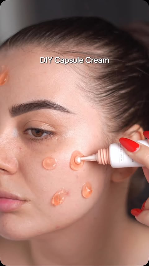 Instagram post by @julia__hauls for Mixsoon. Caption reads: DIY Capsule Cream 🧡 PDRN Duo from....
