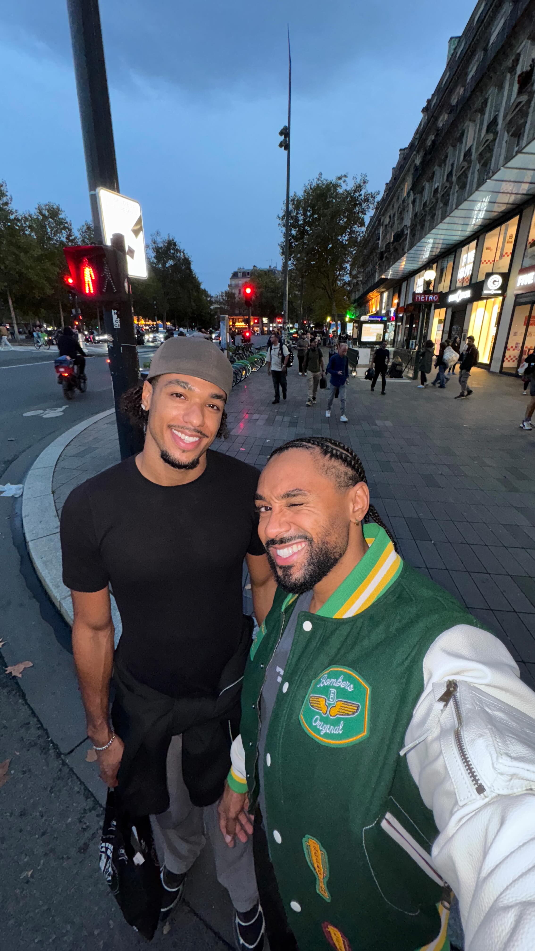 Instagram post by @kelvin_dik for THOMAS SABO. Caption reads: Do you like our new piercings? 
Thomas Sabo 33 rue....