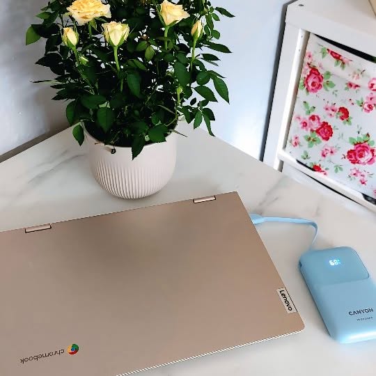 Instagram post by @rebeccaedwardsxx for Ryman. Caption reads: Ad 

Never run out of juice again! The Canyon....