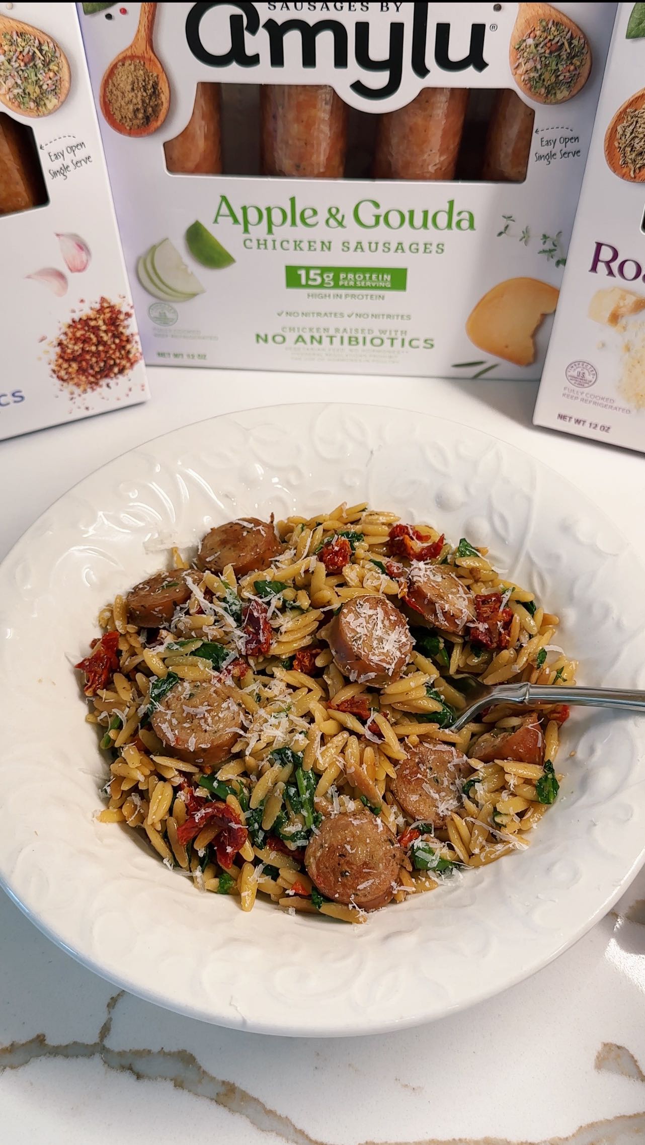 Instagram post by @kelseyoppenheim for Amylu Foods. Caption reads: #ad Cozy, comforting, and so easy: this one-pot....