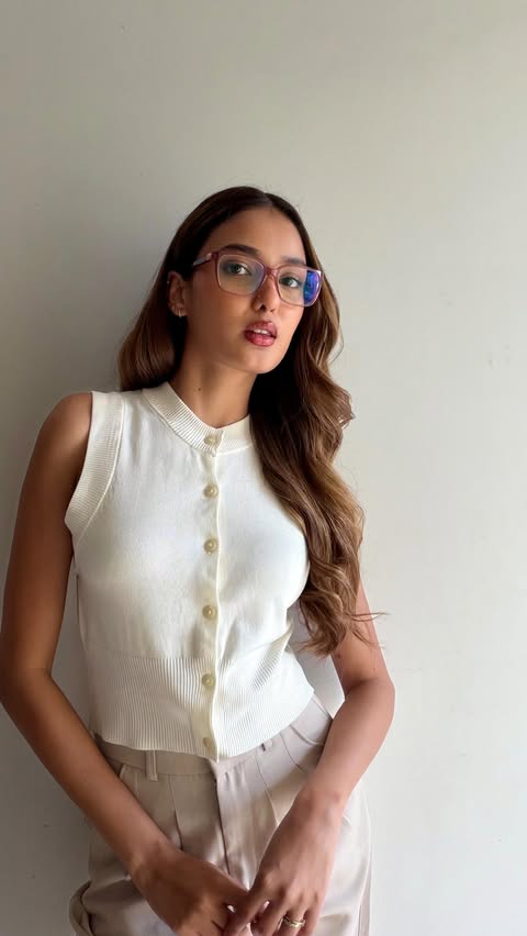 Instagram post by @__its.b.__ for Nykaa Fashion. Caption reads: [...] stylist approved winter fits on....