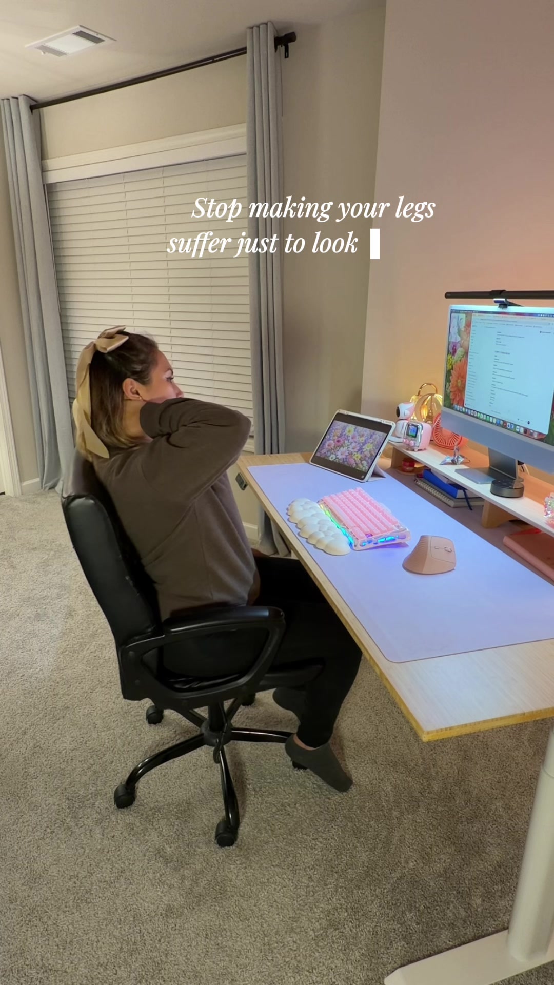 TikTok post by @cozywithilenia for Pinmoco. Caption reads: [...] an office chair a day in your life 🤍....
