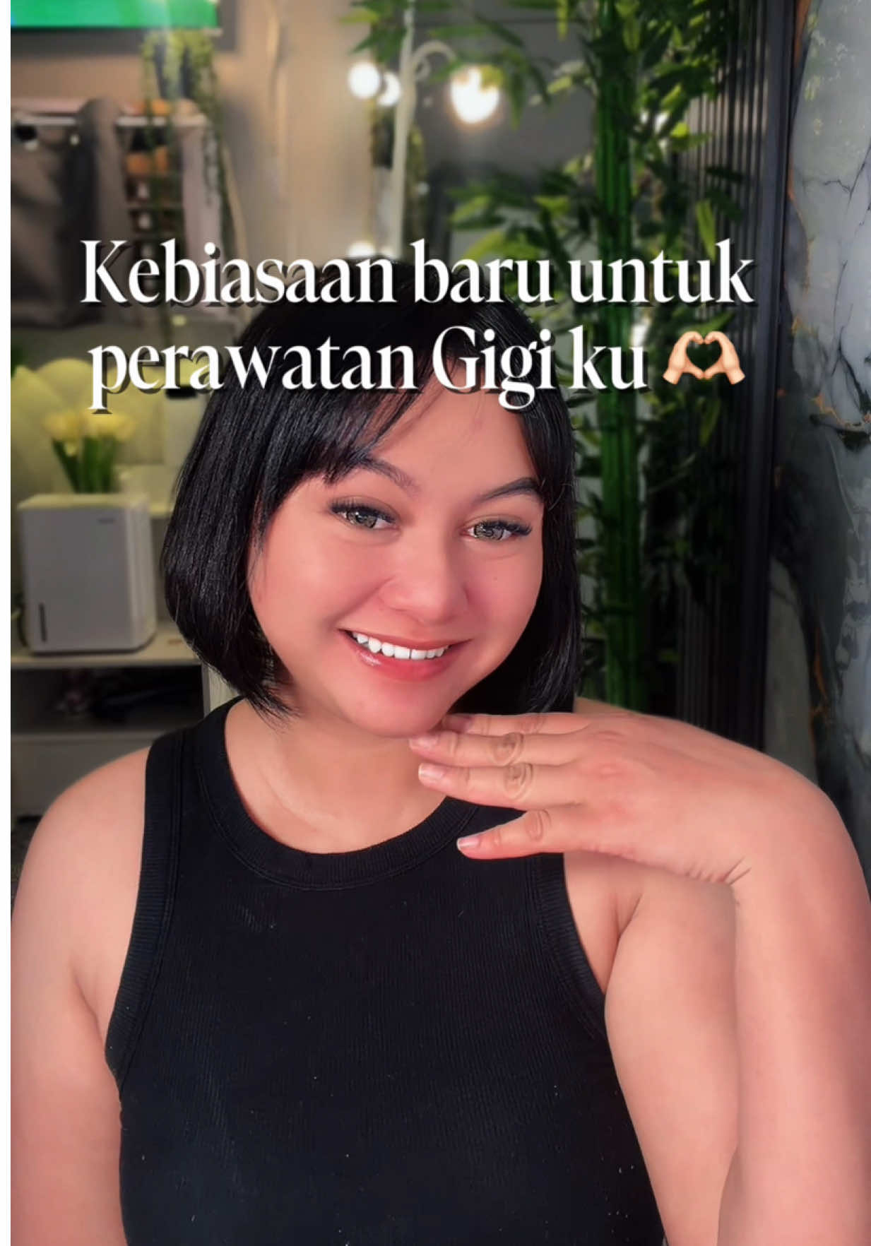 TikTok post by @lehabottoh for Metoo Beauty. Caption reads: [...] bersihkan gigi dengan 2 Combo ini @Metoo....