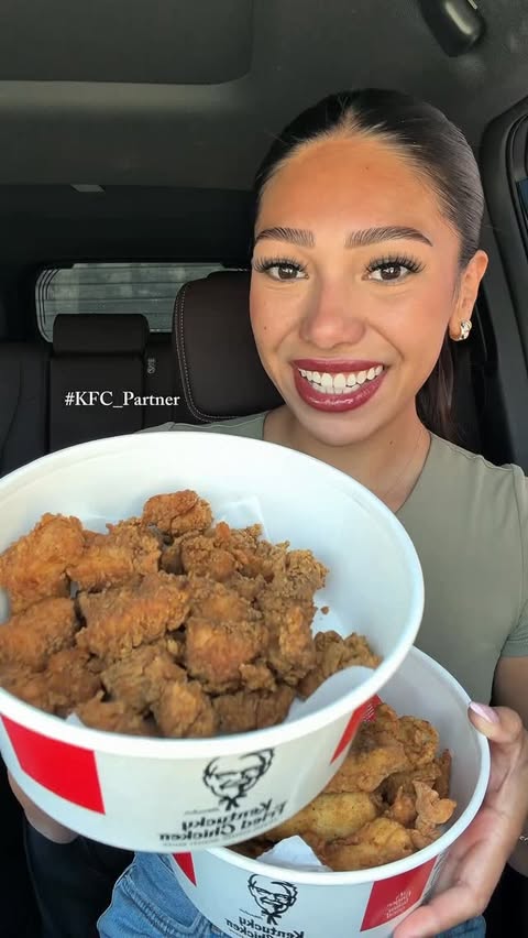 Instagram post by @keilapachecoeats for KFC. Caption reads: @kfc is having a $10 bucket of the day this [...].