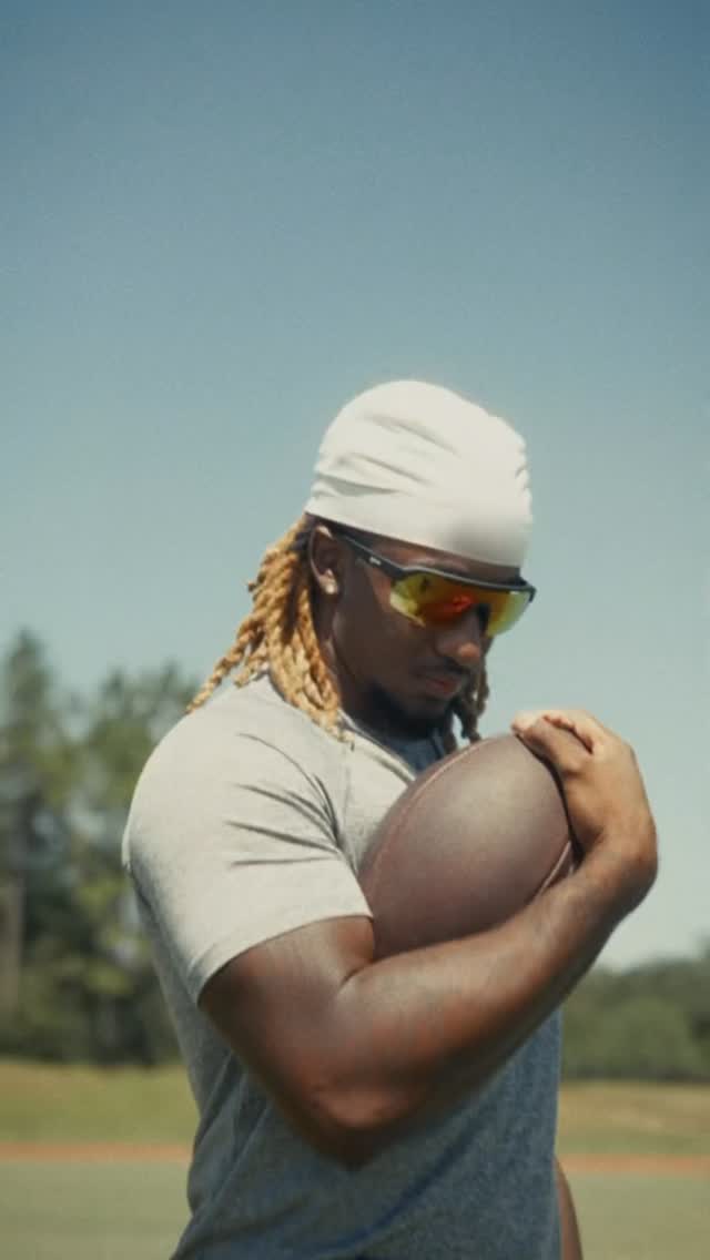 Instagram post by @cazmoneyy for Goodr. Caption reads: When the squad needs shades, @goodr sunglasses is....